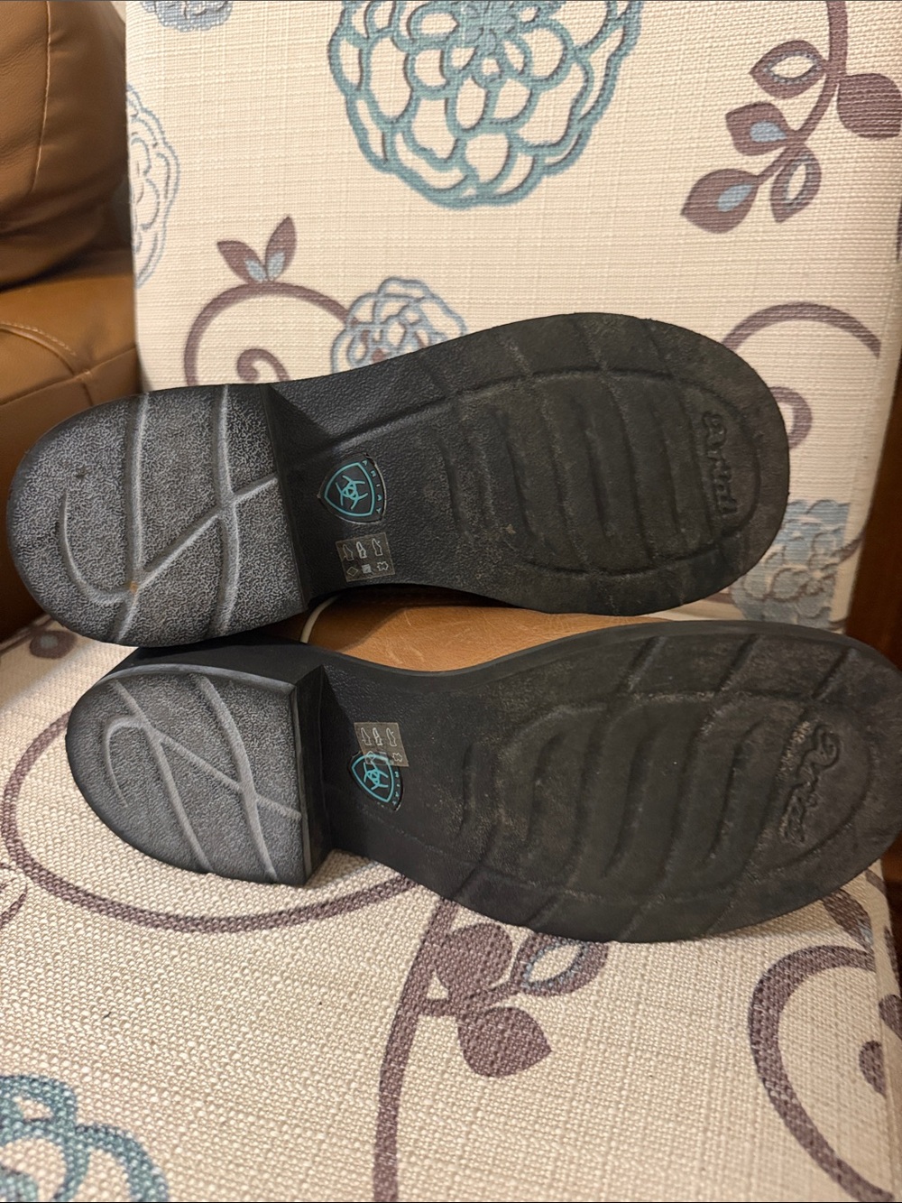 Ariat Fat Baby brown boots with turquoise stitching size 8 - Picture 4 of 4